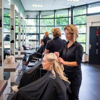 Haarsalon Oudega